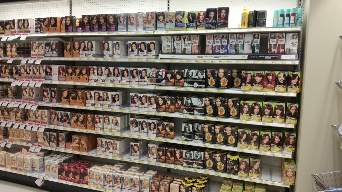 marmcconville's tweet photo. #T1804 loves  the new display holders for the beauty set. @cat10jill @Jagerto @IceIceBurgy https://t.co/lXXzEkj6Qy