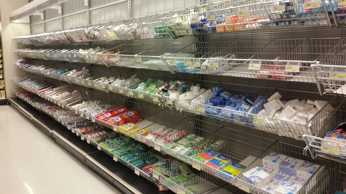 #T1804 loves  the new display holders for the beauty set. @cat10jill <a href="/Jagerto/">Thomas Jager</a> @IceIceBurgy