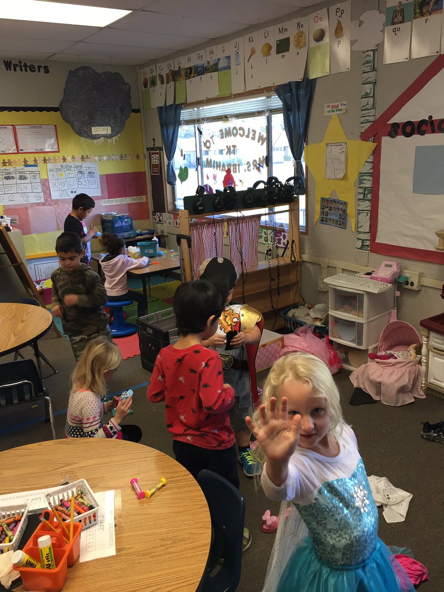 Mrs_IbrahimCV's tweet photo. Makerspace center + BYO costume for dramatic play center= one tird TK teacher! #productivemess cvTK https://t.co/lIEkuLjlRy
