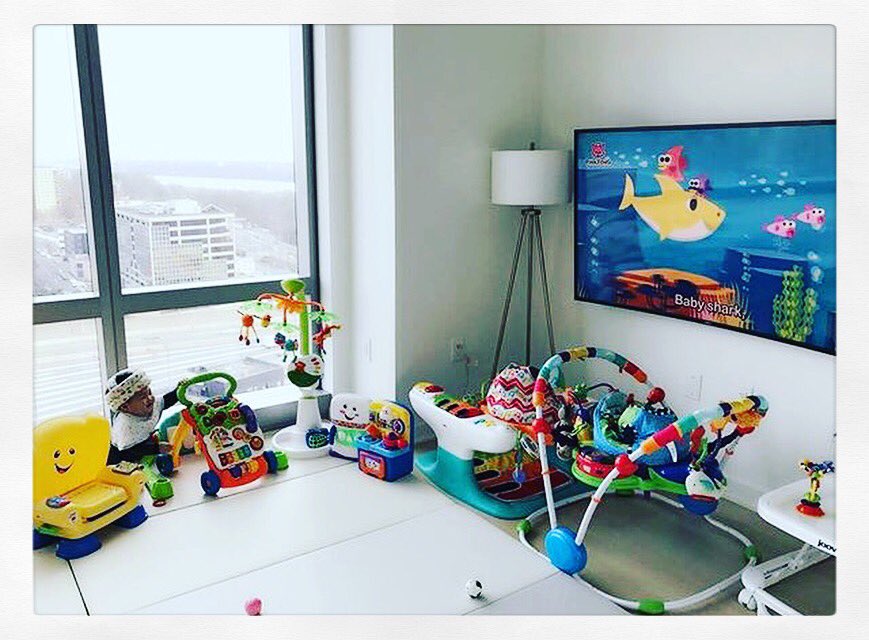 RentTheModern's tweet photo. #TrueLuxury is about enjoying all of life's moments, especially the little ones 👶🏻😊 #livemodern https://t.co/793kbGKQnm