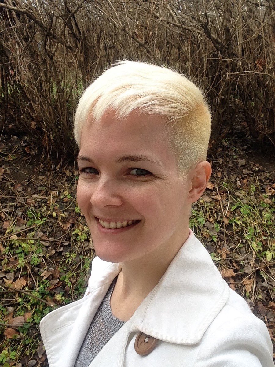 ClexaCon's tweet image. Writing With Style &amp;amp; Diversity. Join our panel of writers as they share general writing &amp;amp; self-publishing tips!