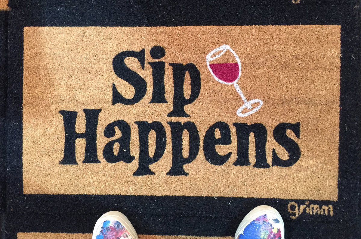 PearlByIGrimm's tweet photo. New mats are doing great. I need this one. Booth #8830 at the congress. #TOGIFT #CANGift #BeRetailReady #Newfor2017 #CanadianArt https://t.co/PsOctbNK3F