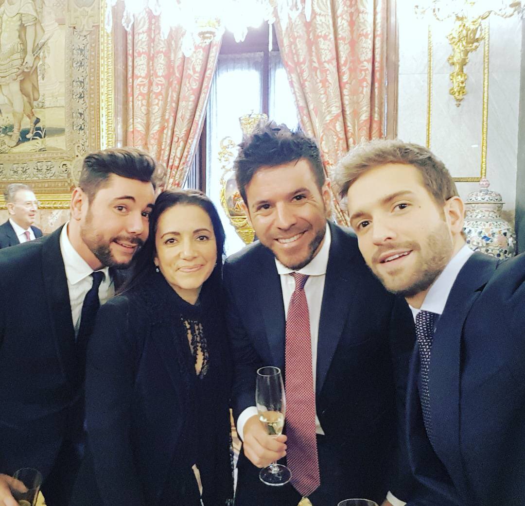MiguelPoveda's tweet photo. Un honor asistir a la clausura del IV Centenario de Cervantes en el Palacio Real @CasaReal #Cervantes #Clausura2017 https://t.co/PPqupZlDMK