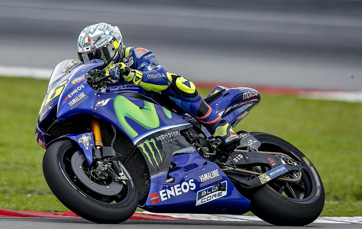 KevinVR46Yellow's tweet photo. 🚦#Day1 #SepangTest #AGVWinter #Valentino #Rossi https://t.co/eGEXC858dq