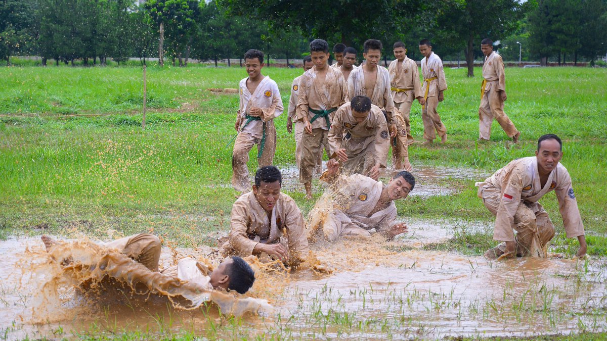 topguardindo's tweet image. Train like tomorrow will be hard day, and you need to be stronger -
#topguard #security #indonesia