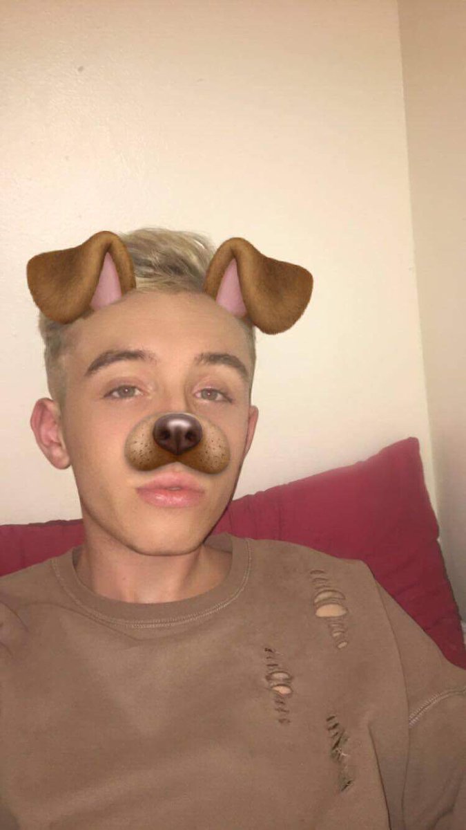 OriginBoyband's tweet image. Took selfies and taught I'd post them🤓 Also RT for a DM😘 Gonna try do a lot-Daryl x