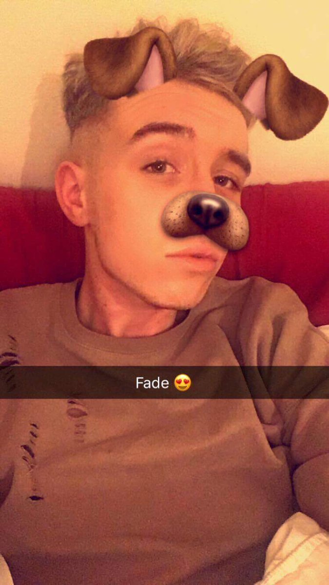 OriginBoyband's tweet image. Took selfies and taught I'd post them🤓 Also RT for a DM😘 Gonna try do a lot-Daryl x