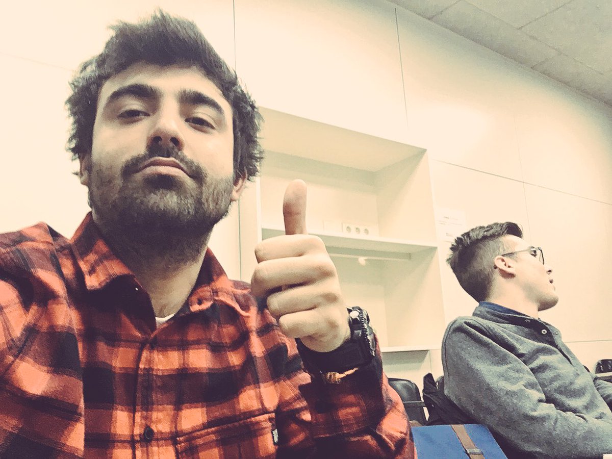 Joantrullols's tweet photo. Iniciem periodisme digital amb @eli_vivas #DIgitalBlanquerna https://t.co/fGmDaP9Rer