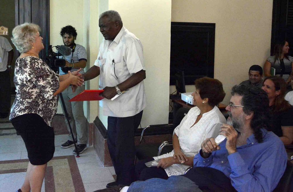 #Cuba Para una mayor  cultura cívica nace el Aula Parlamentaria en el Capitolio Nacional #CubaEsNuestra #ANPPCuba