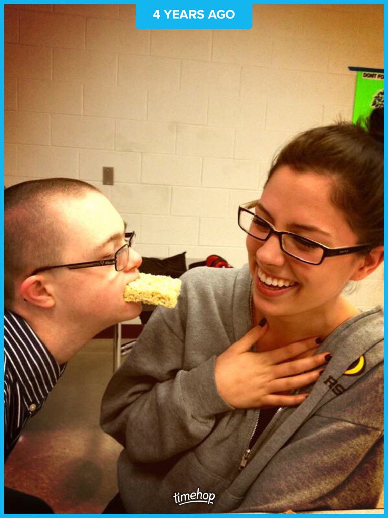_amydoig_'s tweet photo. Lol miss these days 💓@breepaholak @burgerDantheman https://t.co/Uw0CXBtOBJ