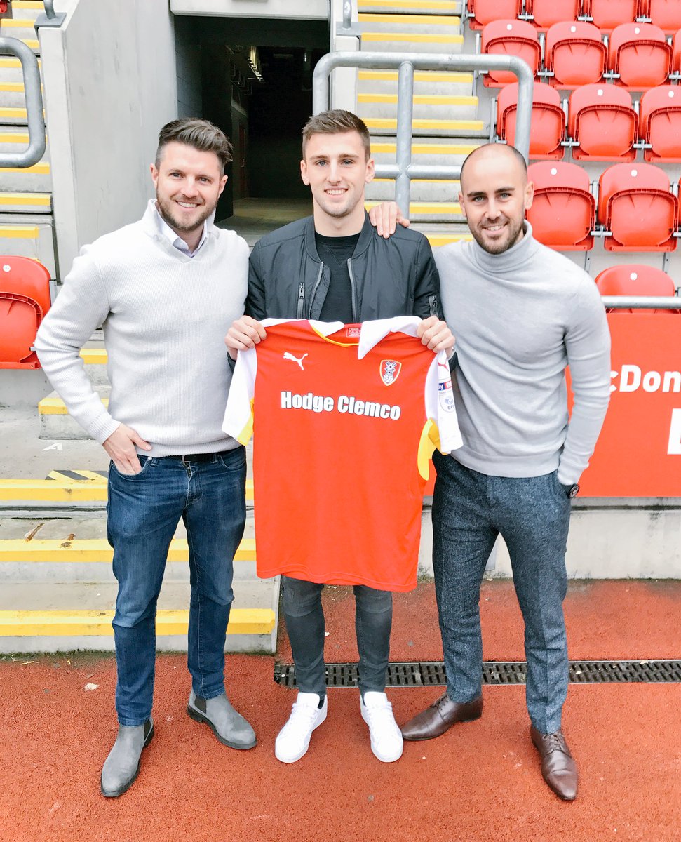 Really happy for <a href="/BenPurrington/">Ben Purrington</a> signing a 3.5 year deal with <a href="/OfficialRUFC/">Rotherham Miller</a> today. Well deserved ⚽ #TeamBeswicks #RPM