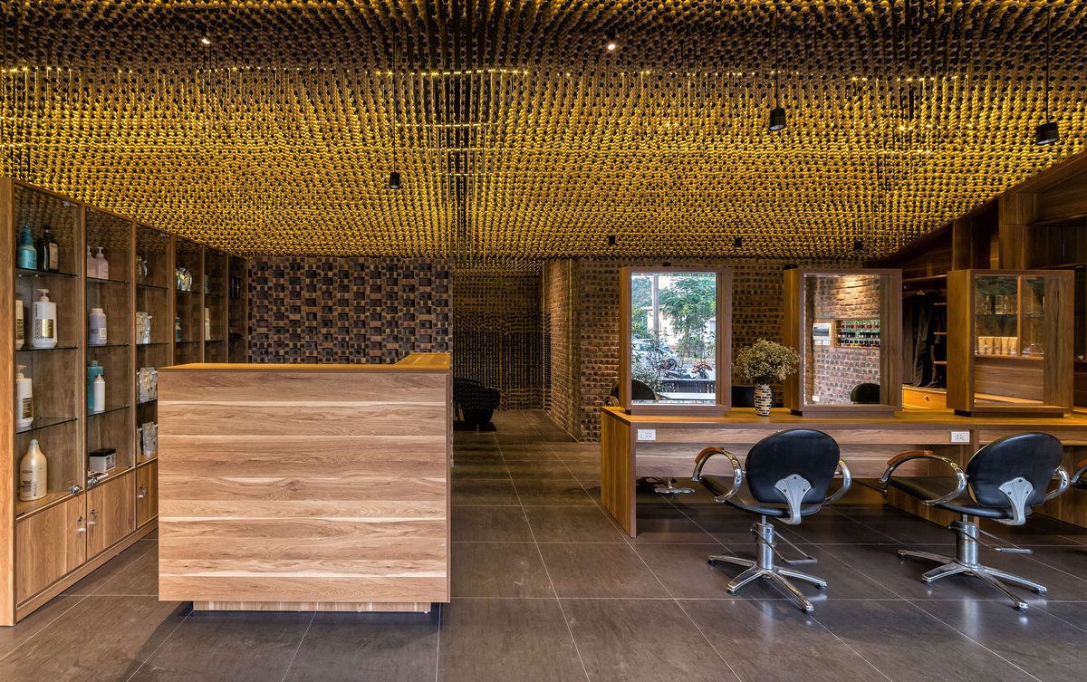 Architizer's tweet photo. H&amp;P Architects has completed a simple and stunning interior renovation of a hairdressing salon in Hanoi, Vietnam https://t.co/O7UaTSZ5iC https://t.co/PhO3hrRakJ