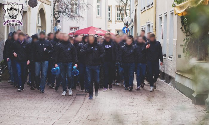 Hoolsnet's tweet image. Germany (3. Liga)
28/01/2017
#VflOsnabruck - SC Preußen Münster
#VioletCrew