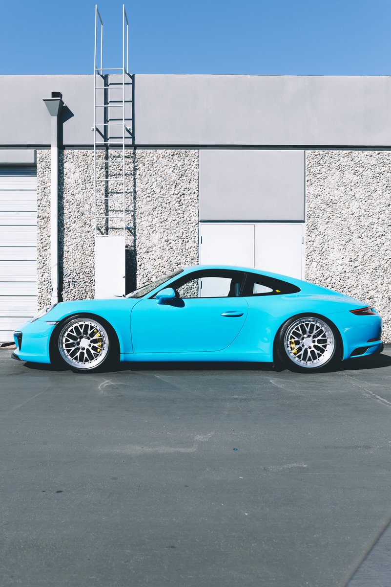 kwmorales_'s tweet photo. Porsche power. https://t.co/rzmJ3BPtcQ