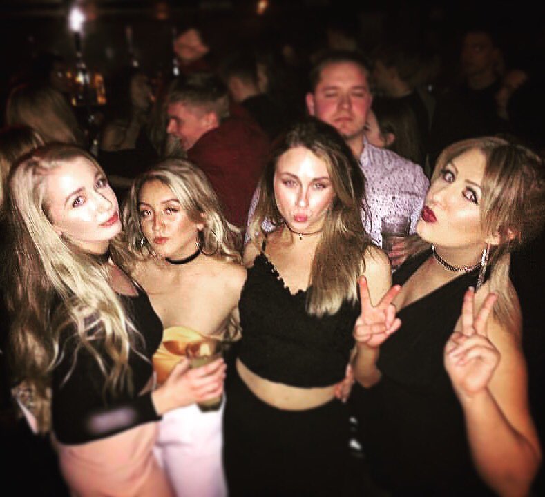 JoRogerson's tweet photo. Night one #weekend #Newcastle #girl time #drinks https://t.co/NspxPDjsSe