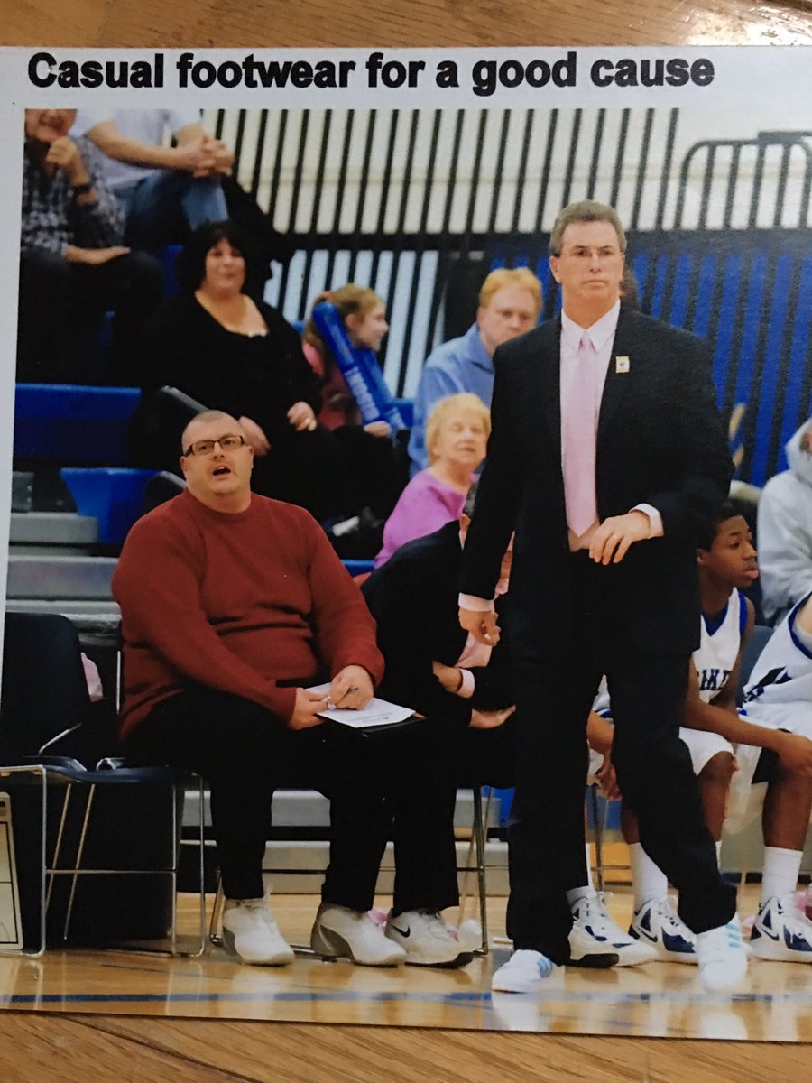 CoachesVsCancer_518 tweet media