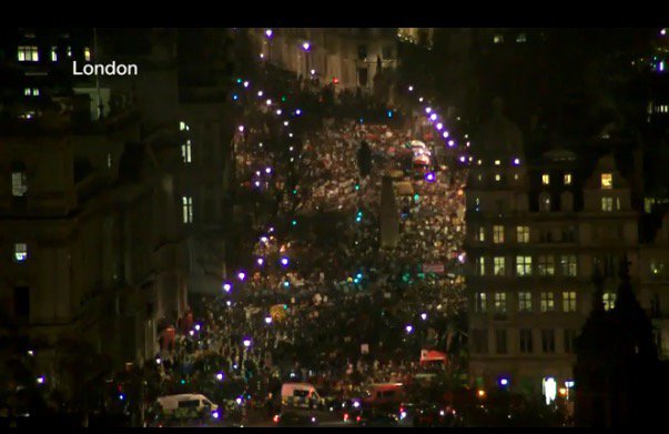 chunkymark's tweet image. 10,000's in Downing St literally a sea of people protesting Theresa May and DONALD Trump