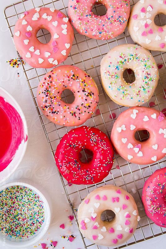 GlamSunday's tweet photo. Stay sweet loves 💕🍩🍭�� #girly #glam #sweet #treatyourself #pink https://t.co/0bISfg9qJl