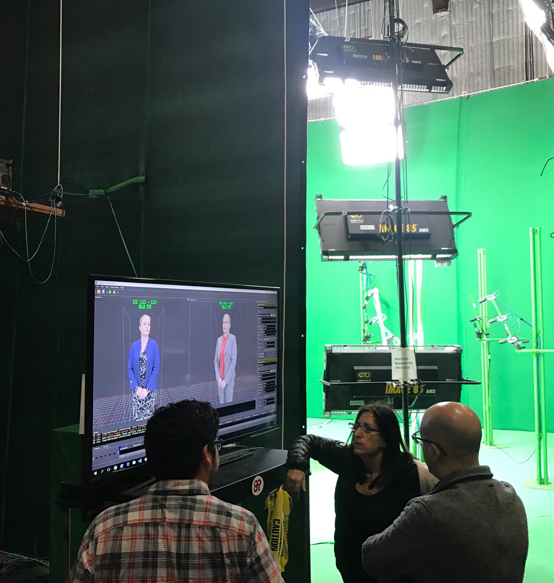 EmblematicGroup's tweet photo. .@ImmersiveJourno getting ready for our next volumetric @8iReality @frontlinepbs investigative journalism shoot https://t.co/eB8RflZGsP