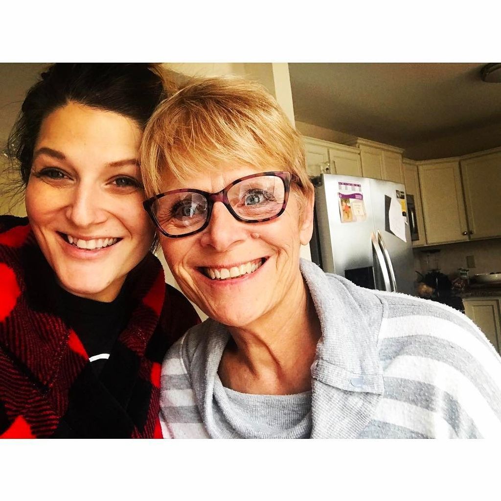 Lisa_Seaton's tweet photo. When your entire family (and most of your tribe) gets hit with the stomach flu amidst a very full week, and so your… https://t.co/YaFbHVHdE0