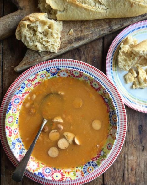 TheCaravanTrail's tweet photo. Thanks @KarenBurnsBooth for sharing this amazing Smokey Bean and Polish Sausage Soup on our new Harbour Sands Dinnerware #harboursands https://t.co/NXy7bskOq3