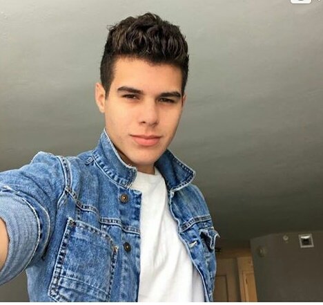 fabimbjr's tweet photo. Es taaaan hermoso 😍❤💋 @zabdiel1344 @Zabdielitas_M @CNCOmusic https://t.co/HZyt7LWKhT