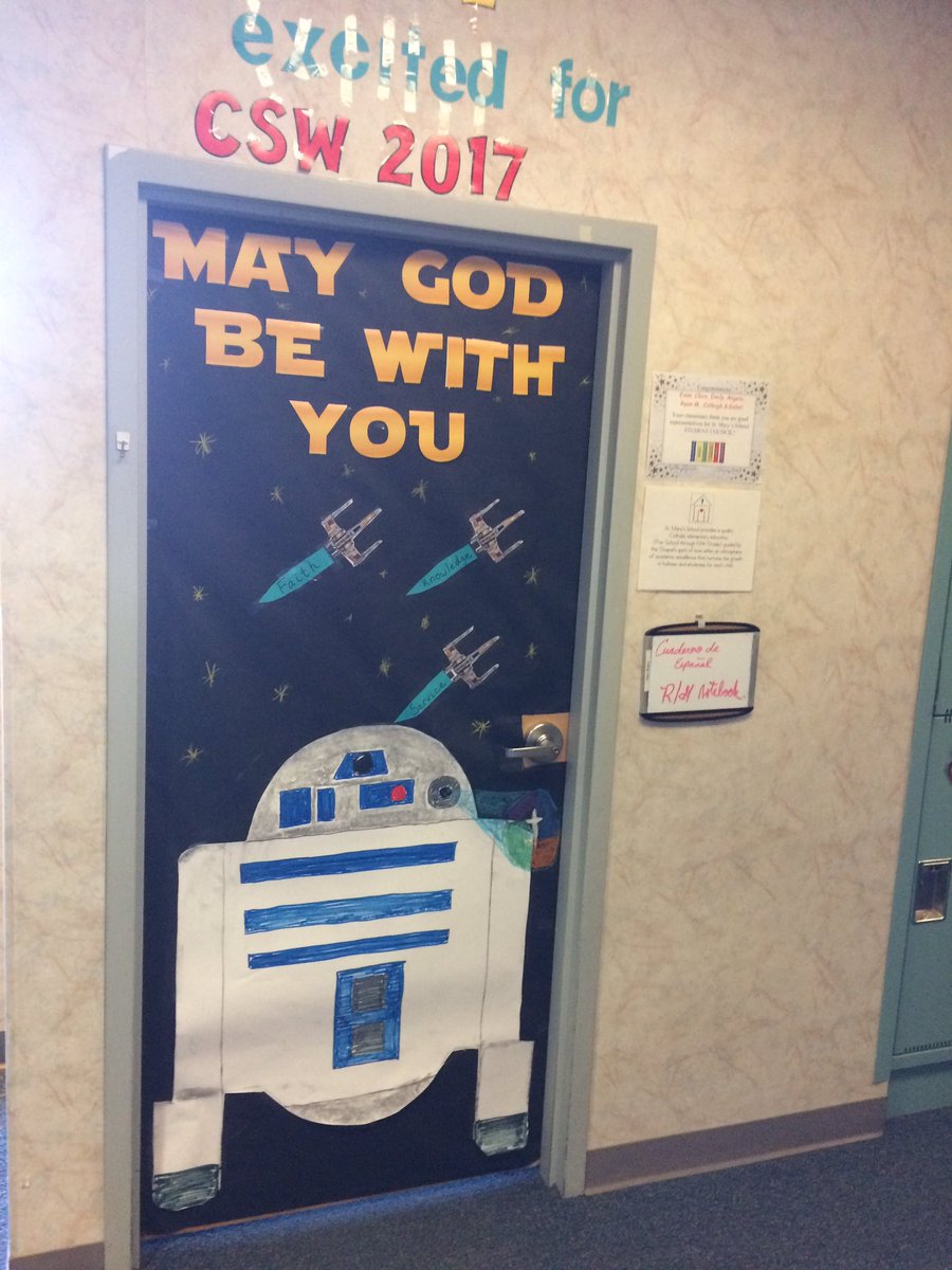 MrGracesClassGB's tweet photo. Showing our "Spirit" with door decorations. #CatholicSchoolsWeek #thestarwarsoneisours https://t.co/mbHBheMBmZ
