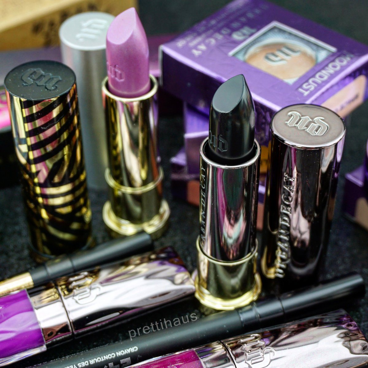 prettihaus's tweet photo. More @UrbanDecay goodies today... #urbandecay #LipstickIsMyVice #udxx #colorunleashed https://t.co/ebPW8x4h4Q