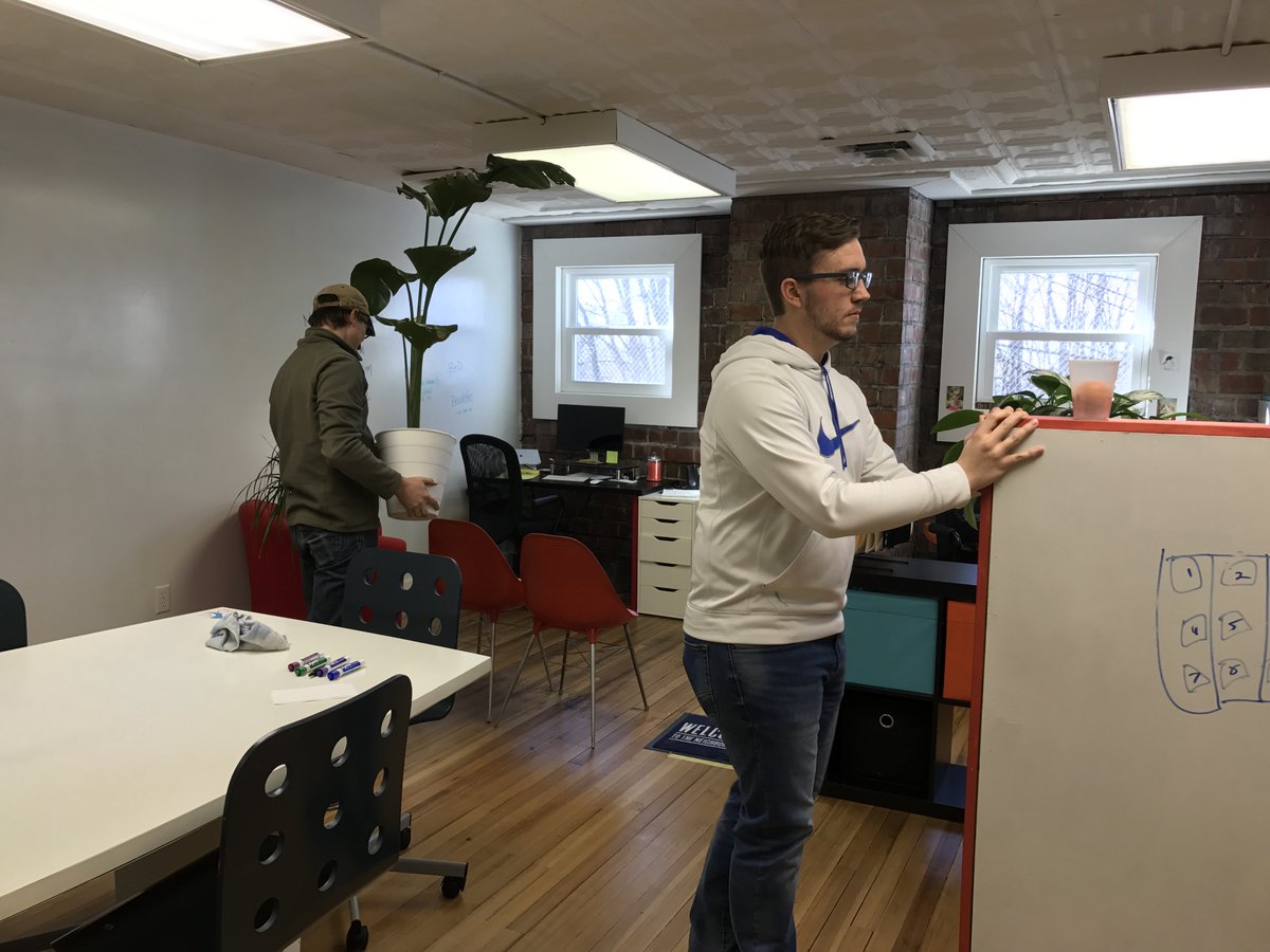 BrushFireCMM's tweet photo. We might be in the middle of a big project, but there's still time for rearranging" #mundaily https://t.co/0uPrLDBxjP