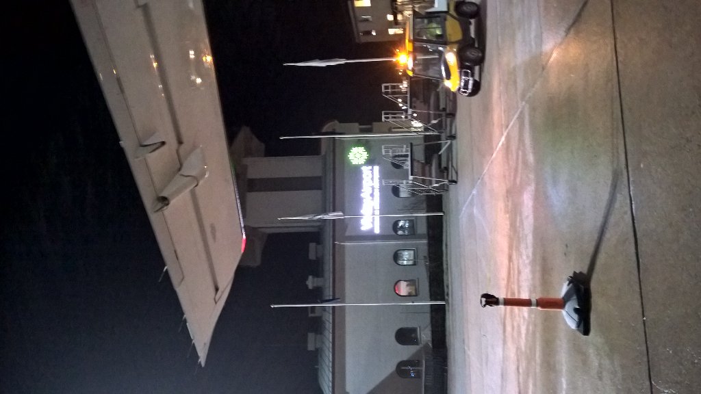 leifdenneberg's tweet photo. Landat på frostig Visby flygplats. Ser  fram emot morgondagens träff med landshövdingen och länsstyrelsens personal https://t.co/zHZLUGFc3c