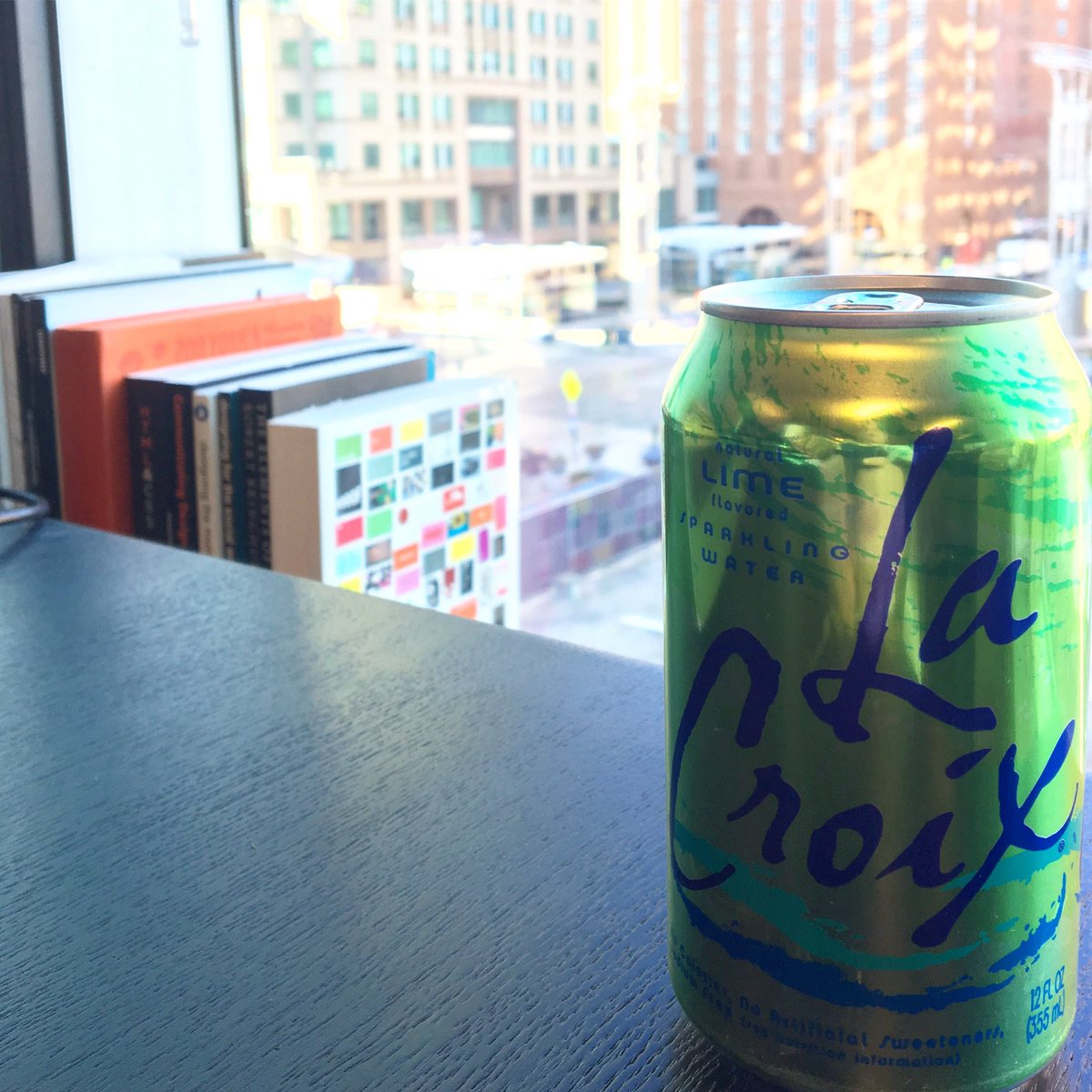 adenastudios's tweet photo. It's Monday but @lacroix and @HappyandHale make it 👌🏼 https://t.co/opJD74m8o2
