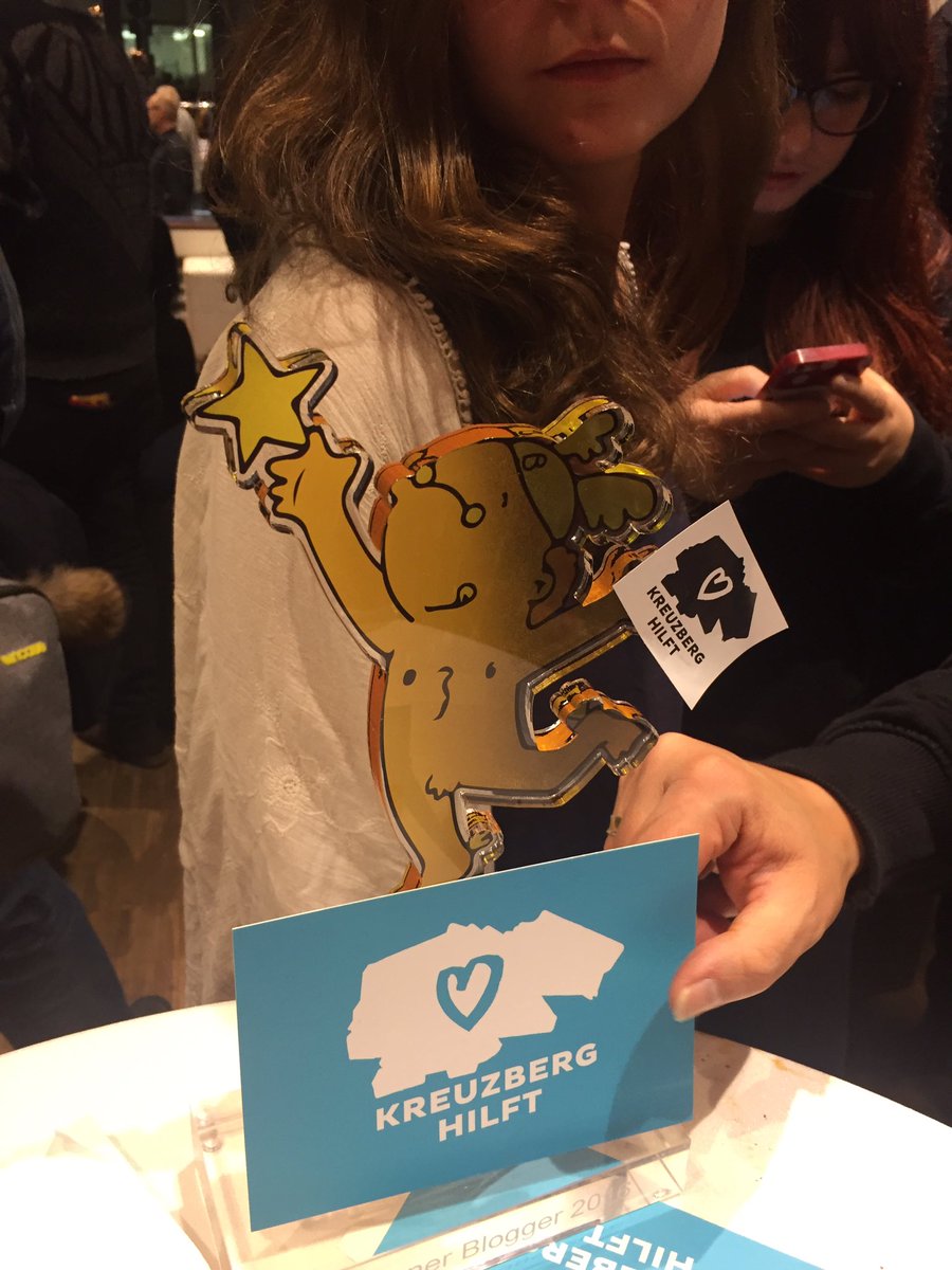 Zu Recht glückliche Gewinner von kreuzberg-hilft.de #goldeneblogger