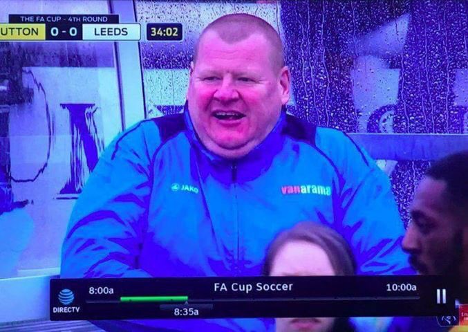 Multi_Deporte's tweet photo. Este es el portero suplente del Sutton, rival del Arsenal en octavos de la FA Cup. https://t.co/N92IHvTaQZ