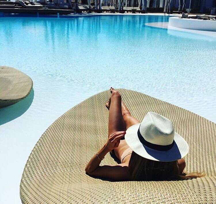 KeyHealthLtd's tweet image. Sooooo tempted to jet off this week for a cheeky bit of vitamin d whilst this blooming house gets finished 🙏🏼🙄😂 #Freedom #WorkFromAnywhere