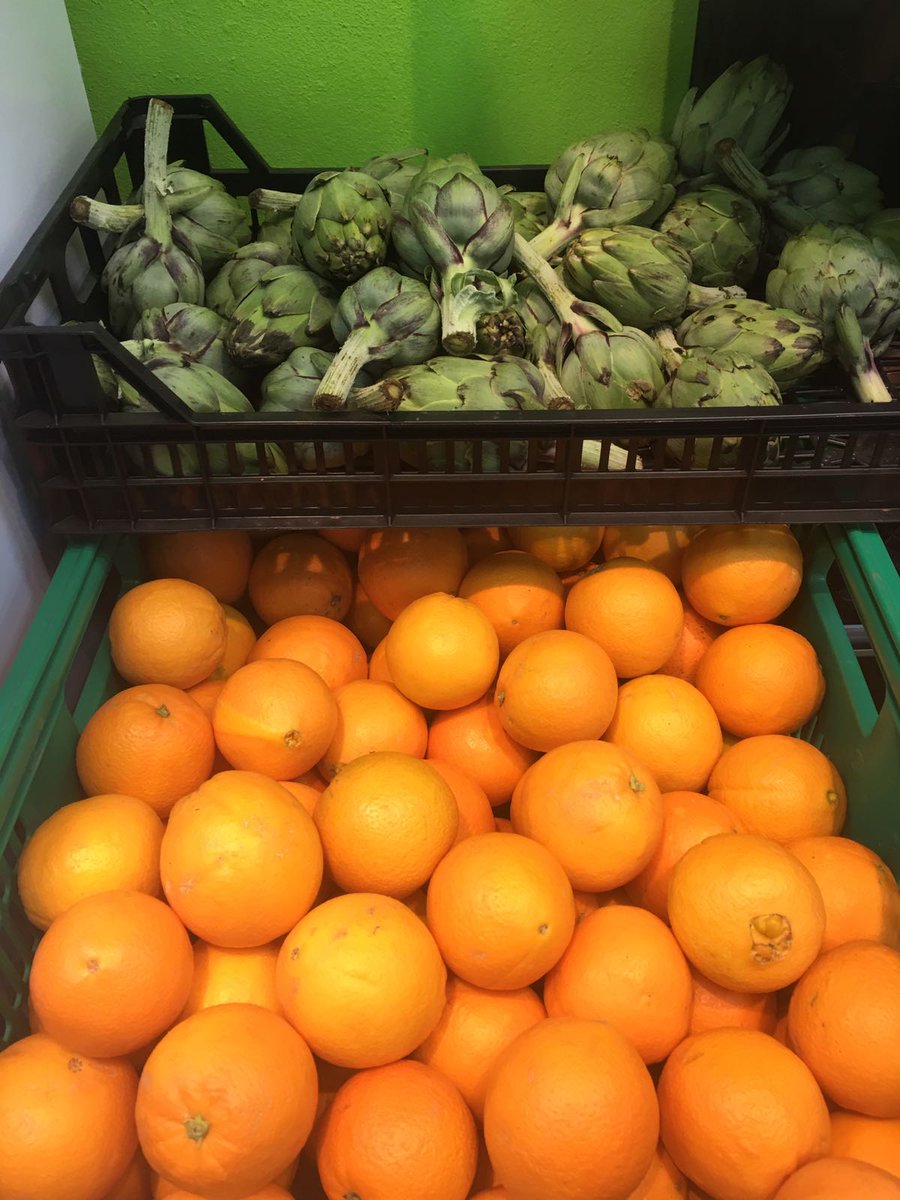 _herboteca's tweet photo. ¡#MartesFresco en #HerbotecaNatural! ¡Ven a por tu #fruta y #verdura ecológica! #Eco #Herboteca #Triana #LosRemedios https://t.co/Mp4xN9W16N