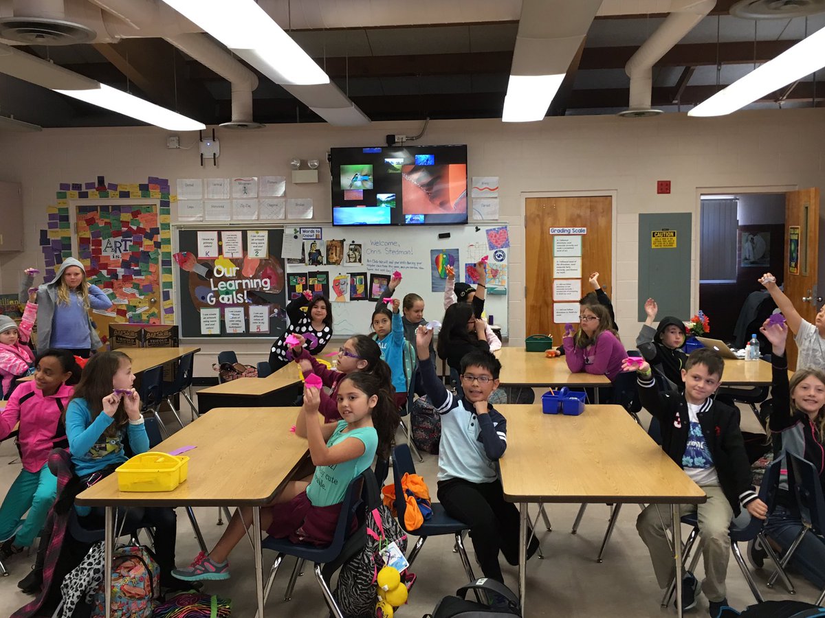 Art Club had a special guest today! Chris Stedman from <a href="/gulfhighschool/">Gulf High School</a> showed off his origami skills! <a href="/SevenSpringsEle/">Seven Springs Elem.</a> @SSESPrin