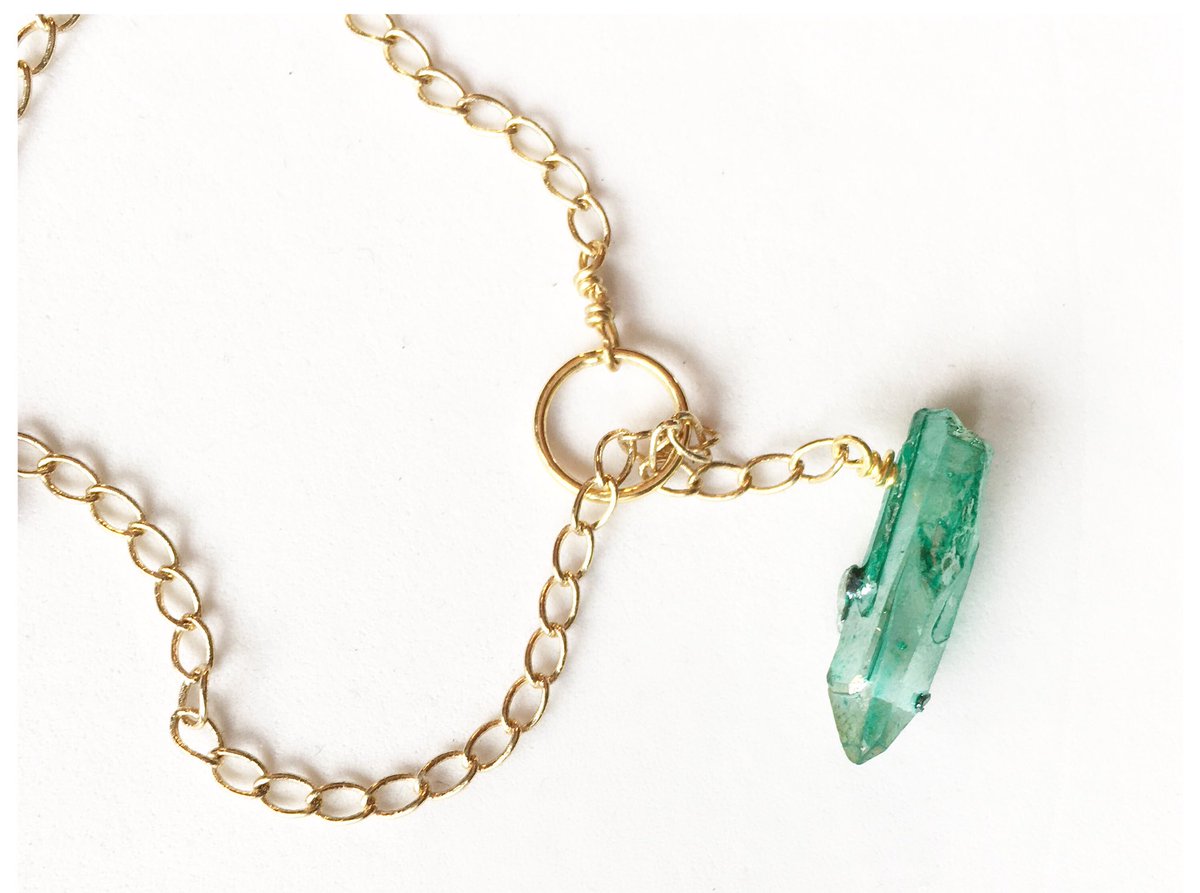 Blue_Trimble's tweet photo. Green &amp; gold hues of #spring #itsjustaroundthecorner #MondayInspiration https://t.co/aUduBXdzhF