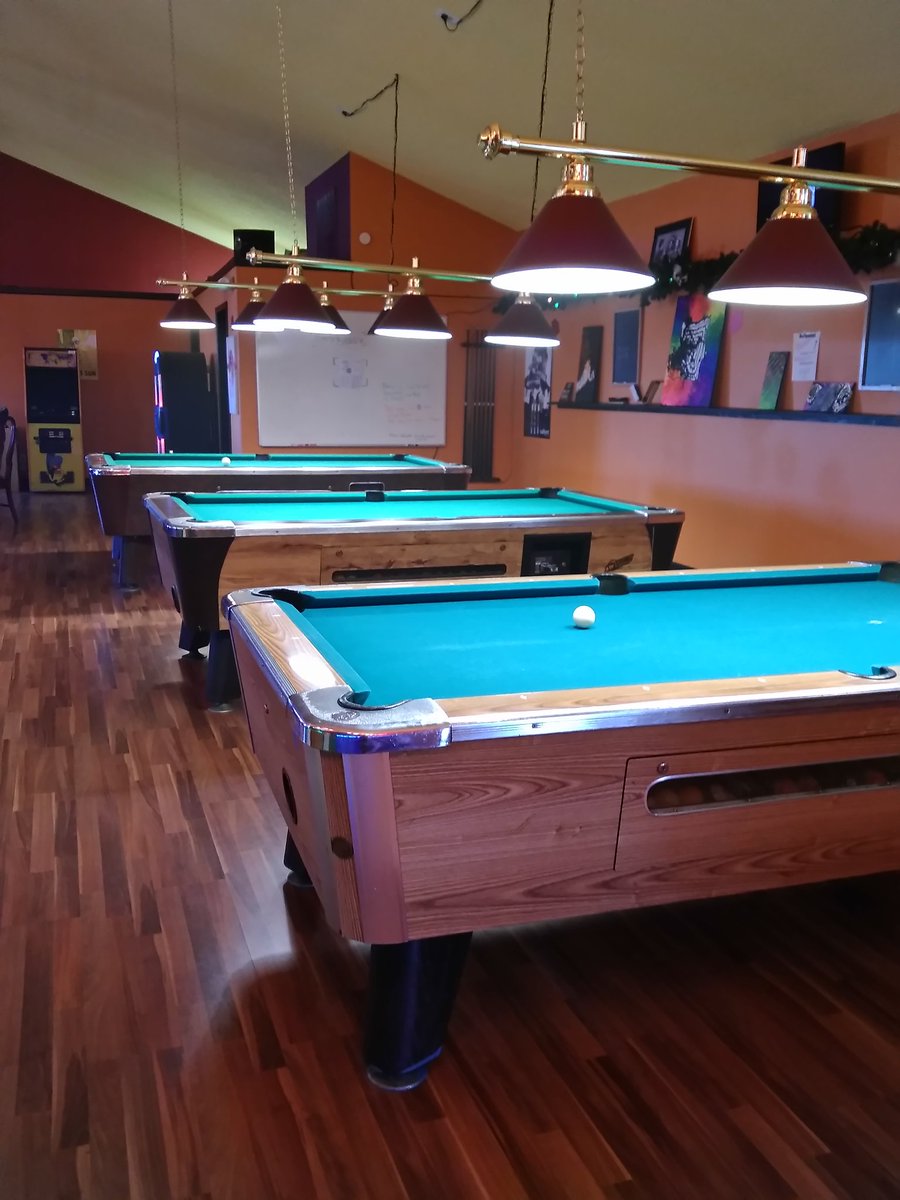 PuffSmart1's tweet photo. Hello everyone our in-house pool league sign up is going on for our Branson West location stop on in and join the fun #vapelife #vapeshop https://t.co/wbIAVb8LwL