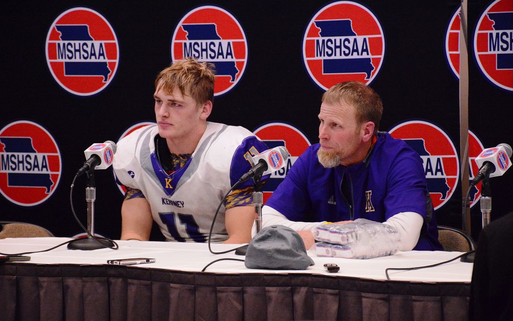 kearneycourier's tweet photo. Head Kearney football coach Greg Jones announces resignation
https://t.co/V0GSKsDpZs https://t.co/SNYv6pfmxp