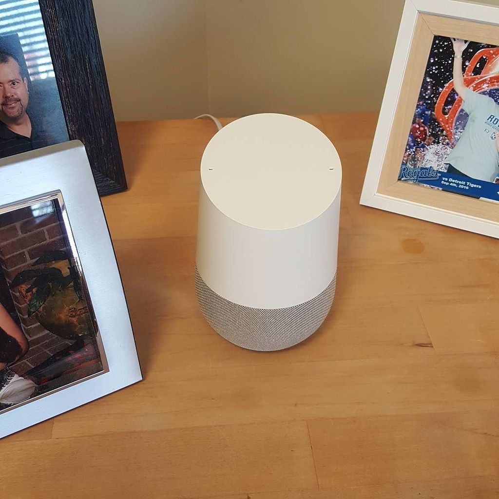 _JeffClark_'s tweet photo. I'm addicted. Just connected my 2nd Google Home here at the Agency. I was having seperatio… https://t.co/kcAUOWGBDS https://t.co/8PuMselzS4
