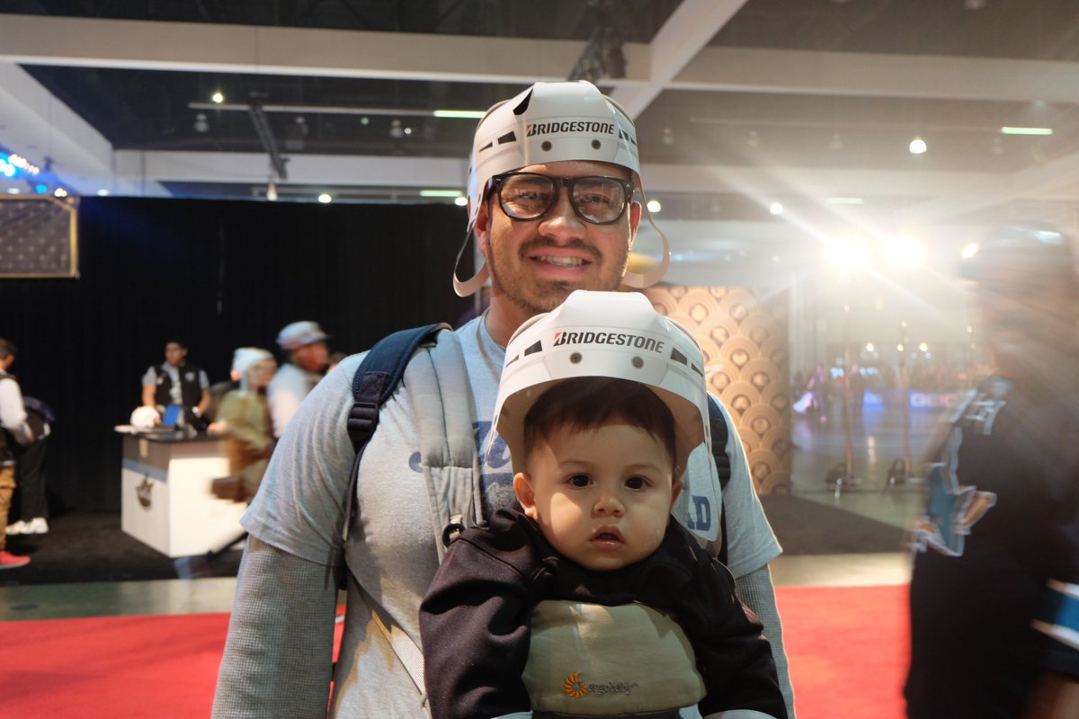 paper_helmets's tweet photo. Showing the rookie the ropes. #NHLAllStar #Bridgestone Hockey Helmet. @paper_helmets #Paper_helmets #nhl100 https://t.co/k8XAe6SJV7