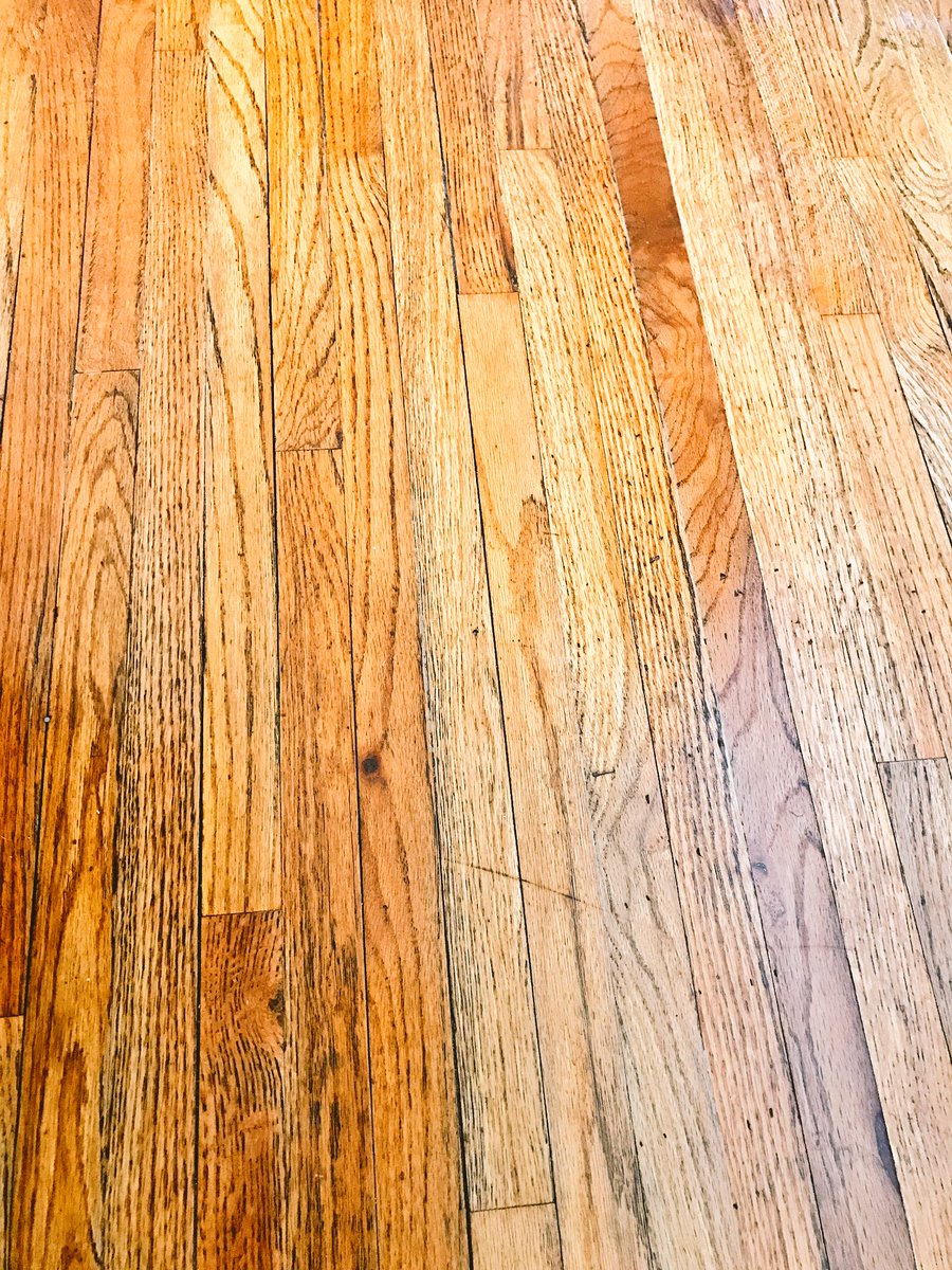 linesfade's tweet photo. Watching @chippergaines & @joannagaines trip out on the 1.25" hardwood we have in our house is kinda hilarious. #SoPrettyThough #DreamFloors https://t.co/9kX90tEKfG