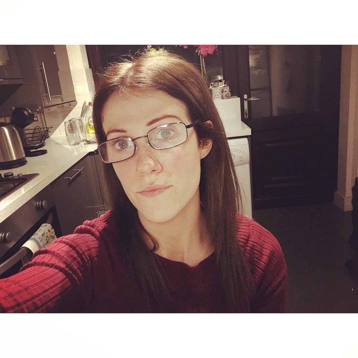 CatherineKeats's tweet photo. Self Tape Ready โ๏ธ๐๐ป๐ฌ๐ฅ๐ฑ #MondayFunday #TimeToTape #SelfTape #Actor #Actress #Audition #MondayNightLife #Casting https://t.co/OV6YDiV6E6