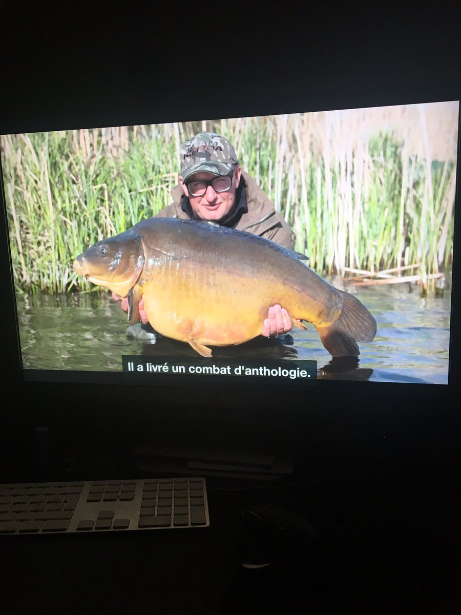 rom_blot's tweet photo. 3h34 du matin ... et toujours devant le #masterclass4 de @KordaOfficial !! #awesome #film https://t.co/hhY9BSuoXM