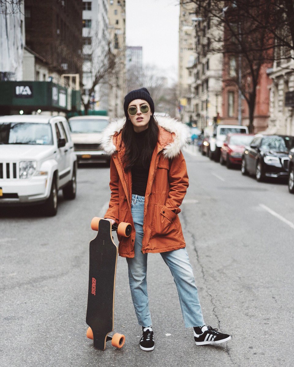 theroleofchance's tweet photo. New fave coat @ShopTobi pt 1🍊🍊🍊#shoptobi #ootd #theroleofchance https://t.co/cKgu2SHzD9