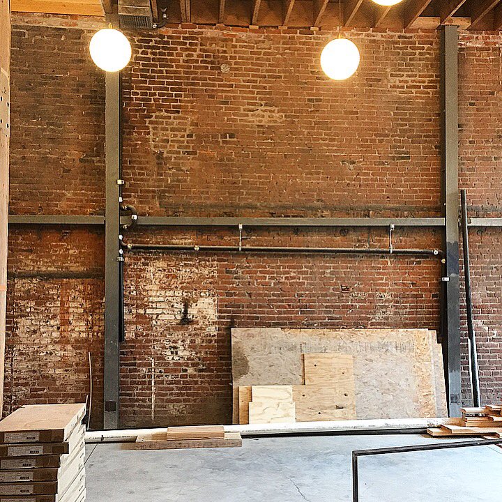 MoberiPDX's tweet photo. Blank slate at our new location at The Portland Food Hall on SW 2nd and Taylorβ¨#moberi #newlocation #blendhere https://t.co/McirqvRHxm