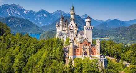 Home_Beautiful's tweet photo. Like a fairy tale: 10 of Bavaria's most beautiful castles
https://t.co/3HwYYxbhk5
#HBloves #travel https://t.co/3WmZsIK7He