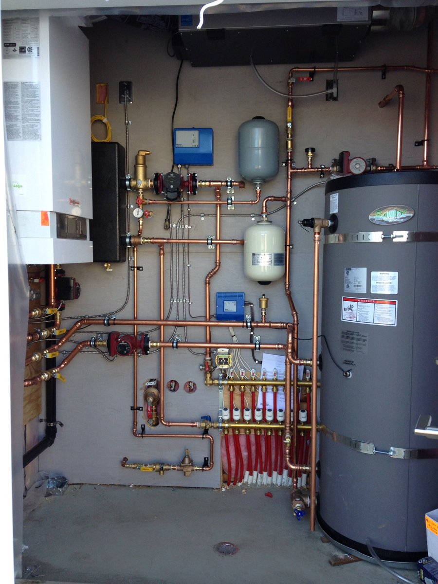 grangerplumbing's tweet photo. A tighter squeeze then were use to but It it all worked out. #viessmann #tekmar #hydronic #heat https://t.co/YuqVqmRTnG