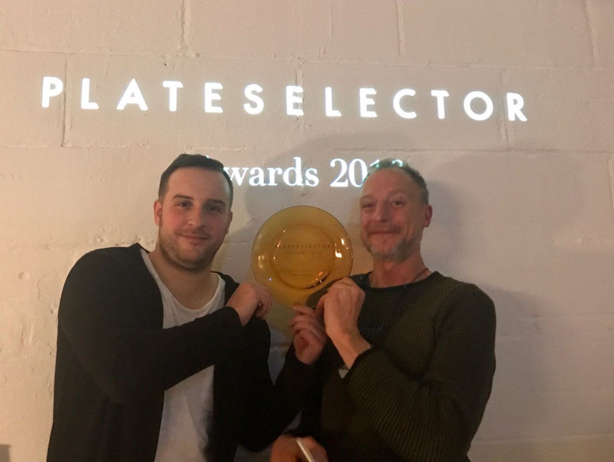 bardelpla's tweet photo. Mil gràcies per aquest premi https://t.co/MF4asMILEo ¡Millor #Restaurant 2016! #plateselectorawards https://t.co/fGRWDmy1Ge