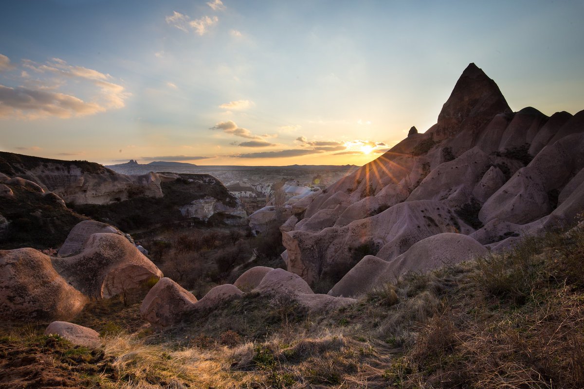 fripito_news's tweet photo. Top 9 locations in #Turkey by @brendan in new #Fripito #travel &amp; #photo guide. Now 50% OFF https://t.co/4yRNy7YjmO #ttot https://t.co/i0F8Cl1DEi